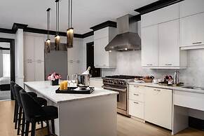 Waldorf Astoria Chicago