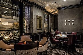 Waldorf Astoria Chicago