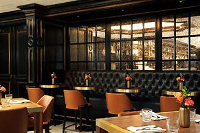 Waldorf Astoria Chicago