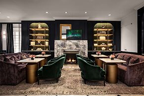 Waldorf Astoria Chicago