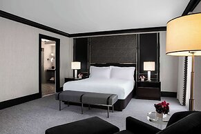 Waldorf Astoria Chicago