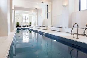 Waldorf Astoria Chicago