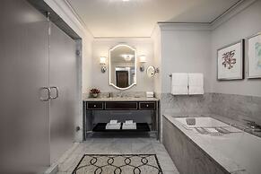 Waldorf Astoria Chicago