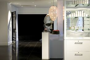 Waldorf Astoria Chicago