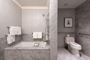 Waldorf Astoria Chicago