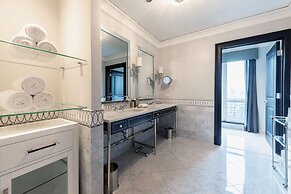 Waldorf Astoria Chicago