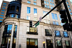 Waldorf Astoria Chicago