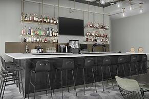 SpringHill Suites Savannah Downtown / Historic District