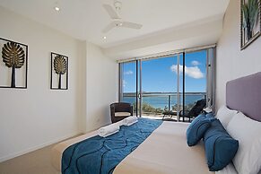 Space Holiday Apartments