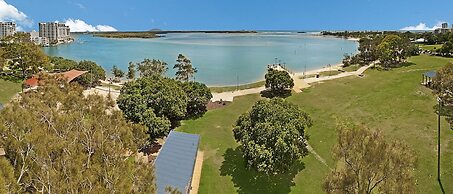 Space Holiday Apartments