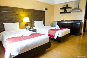 Lancaster Hotel Manila