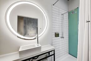 NYLO Las Colinas Hotel, Tapestry Collection by Hilton