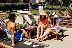 NYLO Las Colinas Hotel, Tapestry Collection by Hilton