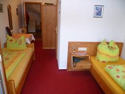 Gästehaus Riesenbühl