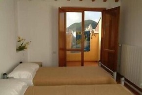 Student's Hostel Gowett