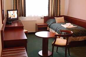 Hotel Komorni Hurka
