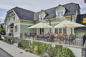 Hotel Komorni Hurka