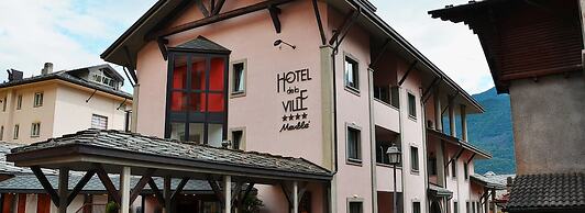 Hotel De la Ville