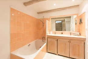 Hotel Les Messugues