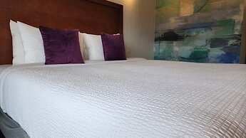 Coast Metro Vancouver Hotel