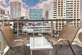 Oaks Auckland Hotel