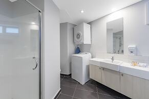 Nesuto Stadium Hotel and Apartments