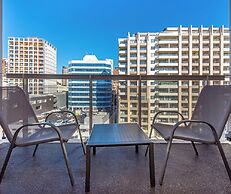 Oaks Auckland Hotel