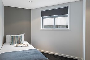 Oaks Auckland Hotel