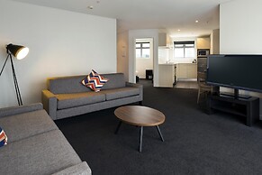 Oaks Auckland Hotel
