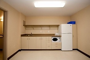 Residence & Conference Centre - Kamloops