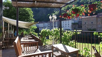 VVF Les Gorges de l'Allier, Lavoûte Chilhac