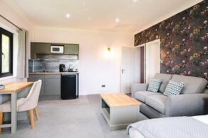 Cricklade House Hotel, Sure Hotel Collection by Best Western