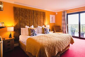 Cricklade House Hotel, Sure Hotel Collection by Best Western