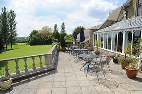 Cricklade House Hotel, Sure Hotel Collection by Best Western