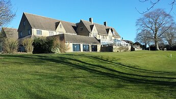 Cricklade House Hotel, Sure Hotel Collection by Best Western