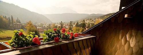 Lux Garden Hotel