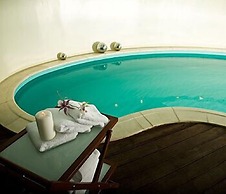 Lux Garden Hotel