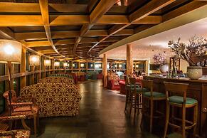 Lux Garden Hotel