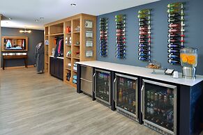 The Coho Oceanfront Lodge