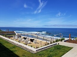 The Coho Oceanfront Lodge