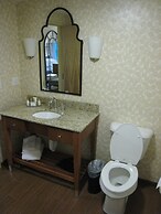 Wingate by Wyndham Elkins