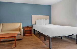 Extended Stay America Select Suites - Indianapolis - West