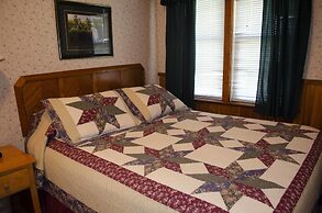 Crandell Mountain Lodge