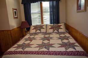 Crandell Mountain Lodge