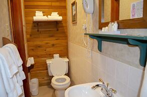 Crandell Mountain Lodge