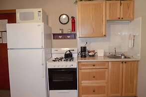 Crandell Mountain Lodge