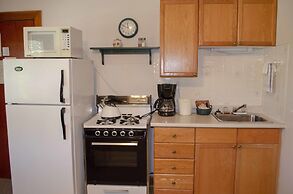 Crandell Mountain Lodge