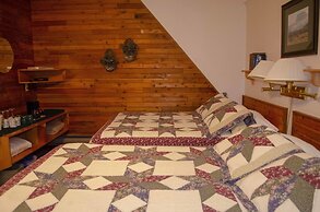 Crandell Mountain Lodge