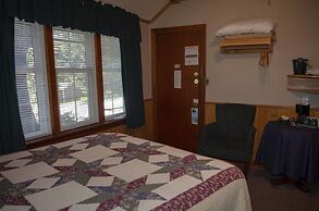 Crandell Mountain Lodge