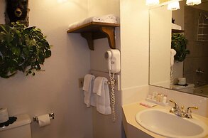 Crandell Mountain Lodge